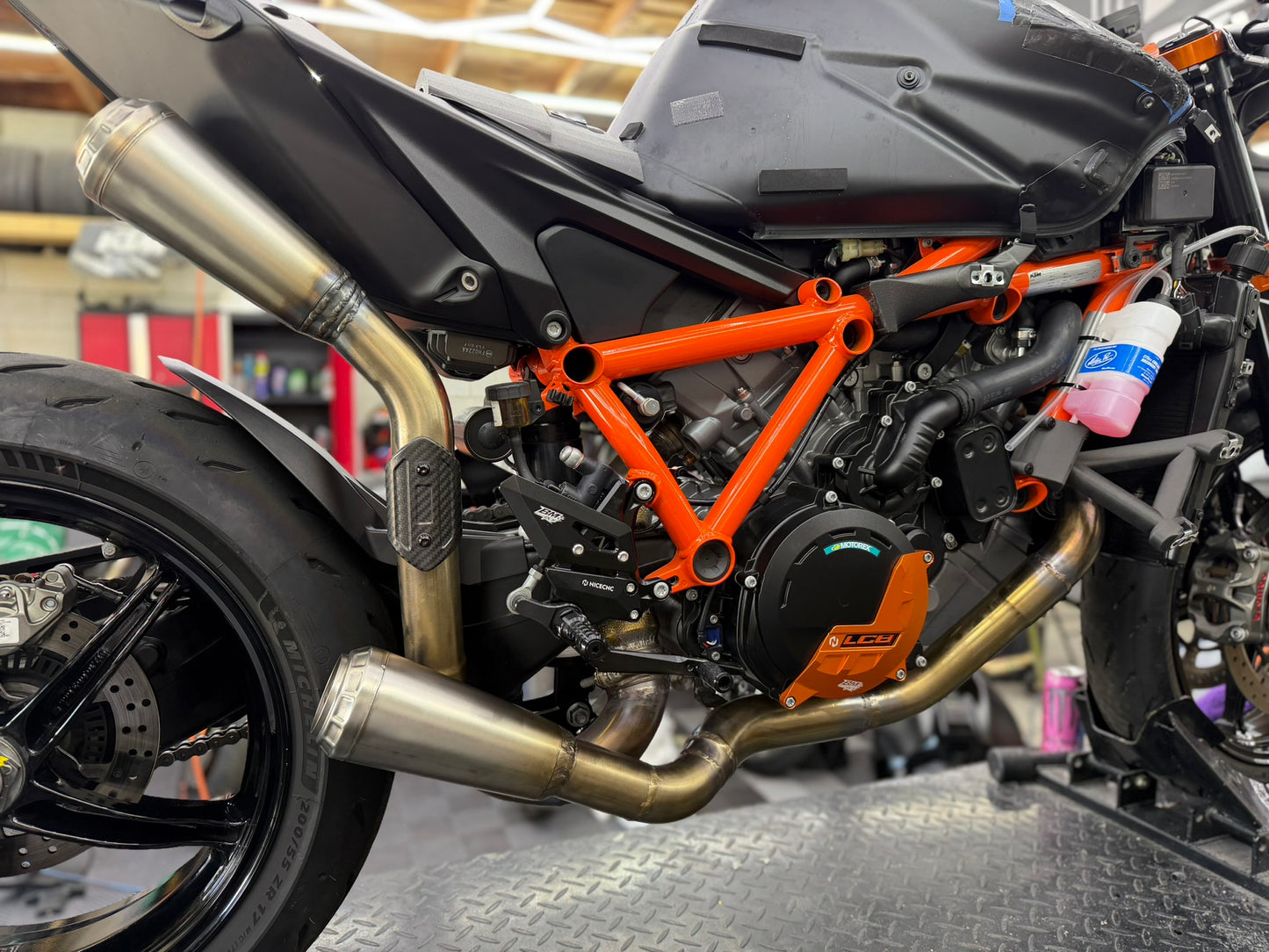 2020+ SUPERDUKE 1290/1390 RC16 RACE EXHAUST